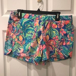 NWT Lilly Pulitzer Ocean View Short Bennet Blue